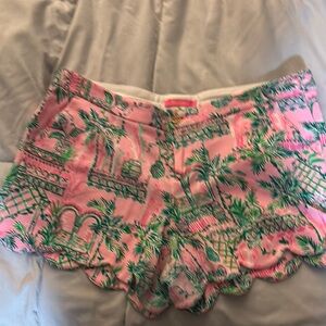Lilly Pulitzer buttercup shorts